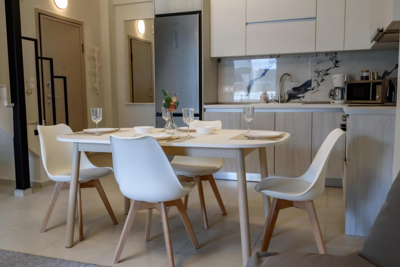 Itaka Familiy Apartments - Halkidiki Suites Com Nikíti Kültér fotó