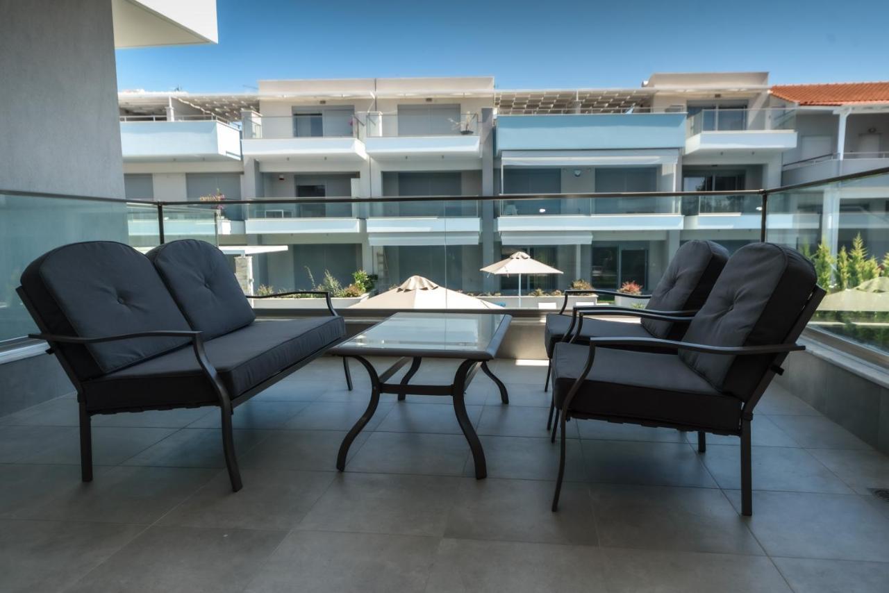 Itaka Familiy Apartments - Halkidiki Suites Com Nikíti Kültér fotó